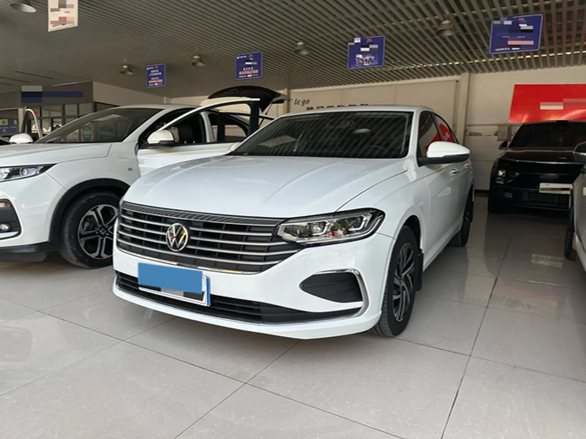 2023 VOLKSWAGEN LAVIDA view 1