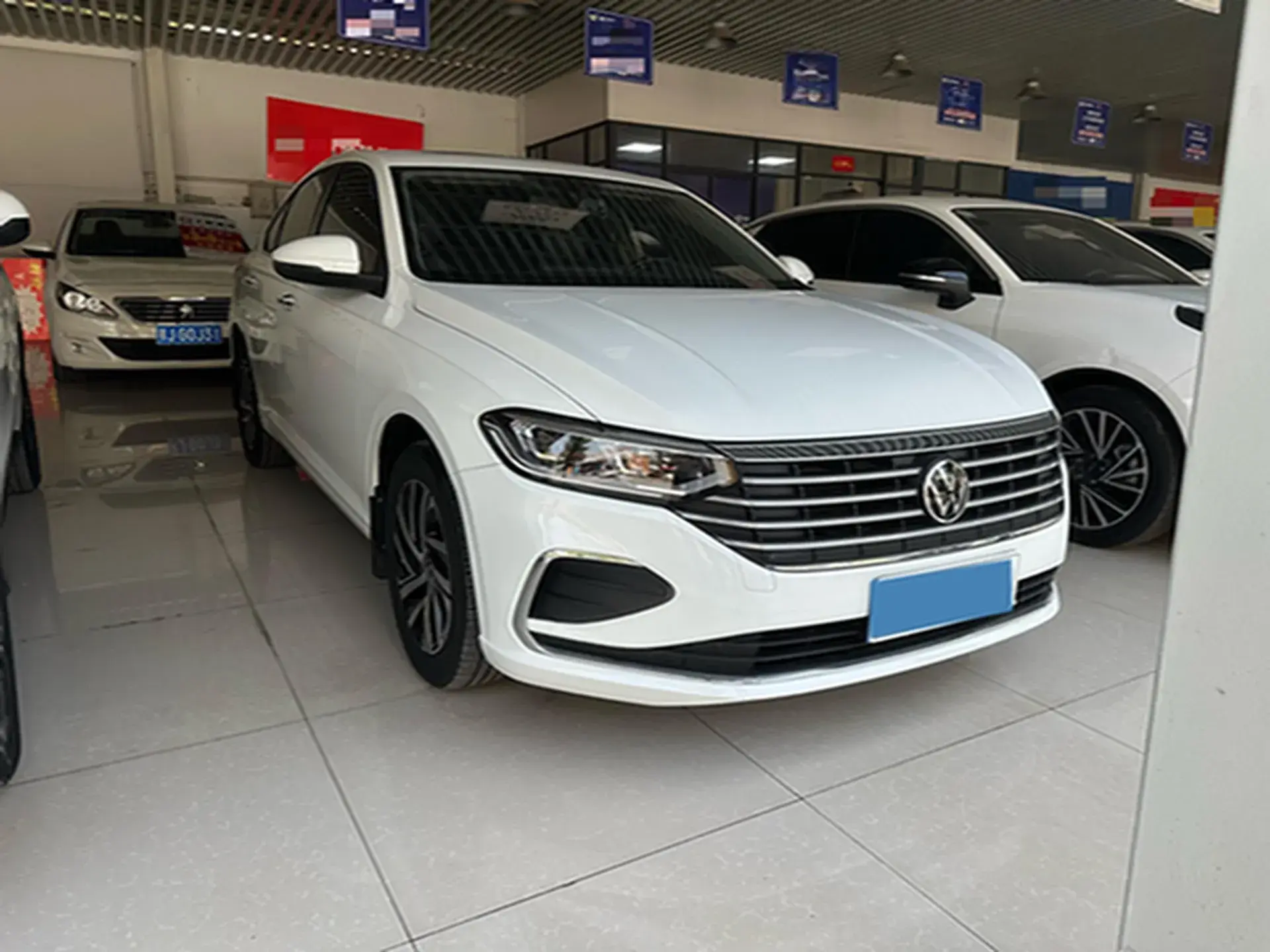 2023 VOLKSWAGEN LAVIDA thumbnail 2