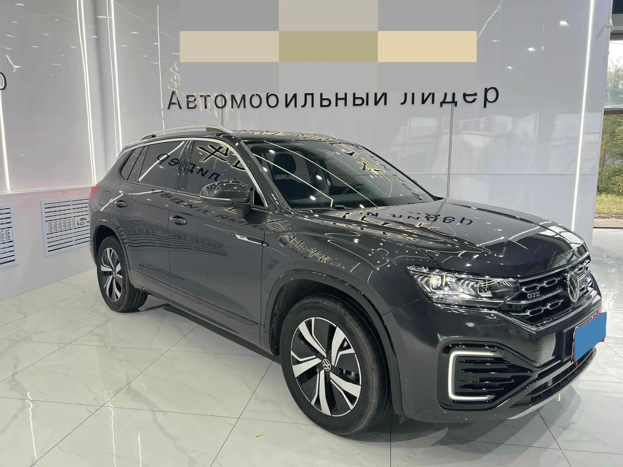 2022 VOLKSWAGEN TAYRON thumbnail 2