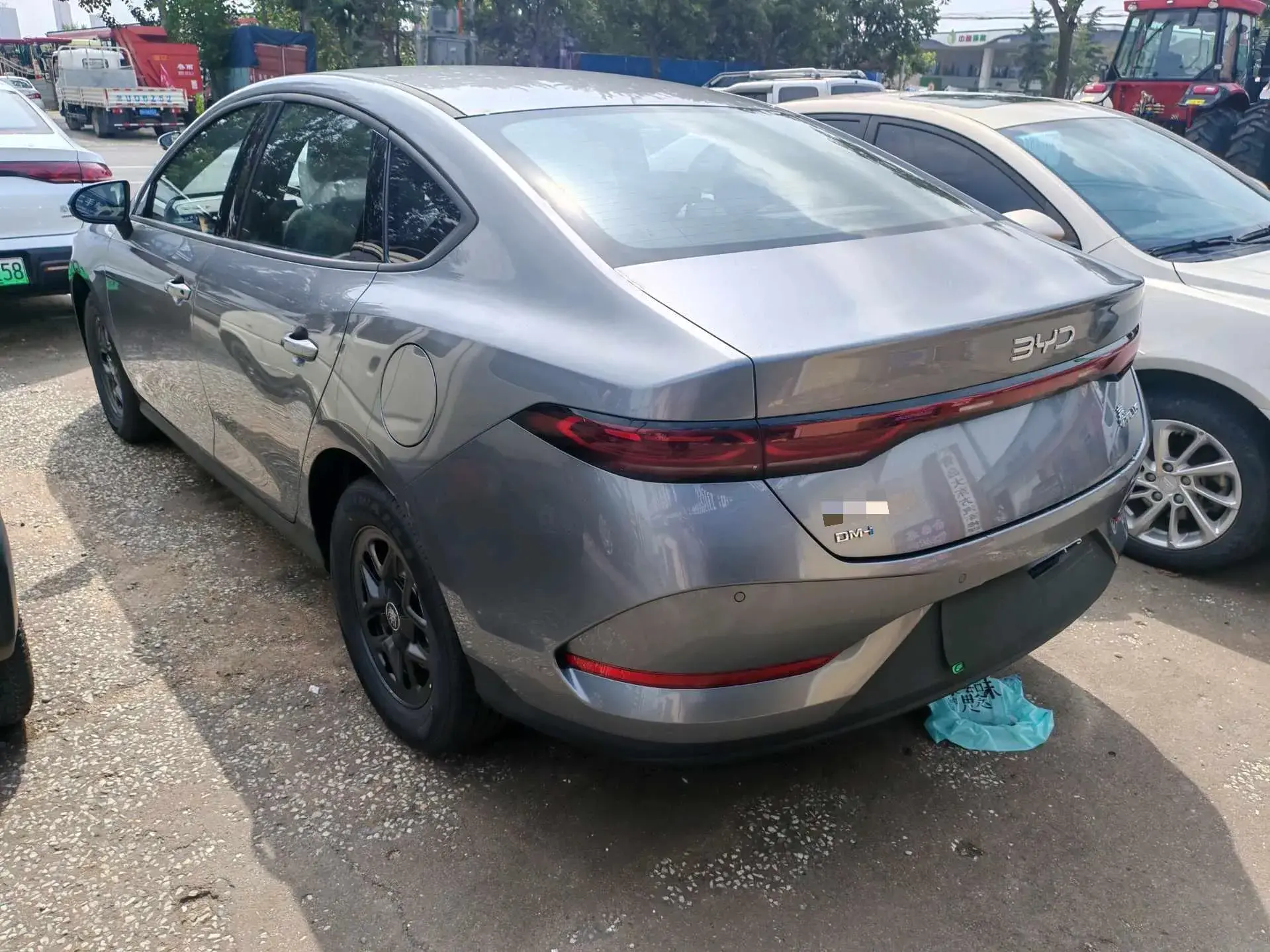 2025 BYD QIN thumbnail 4