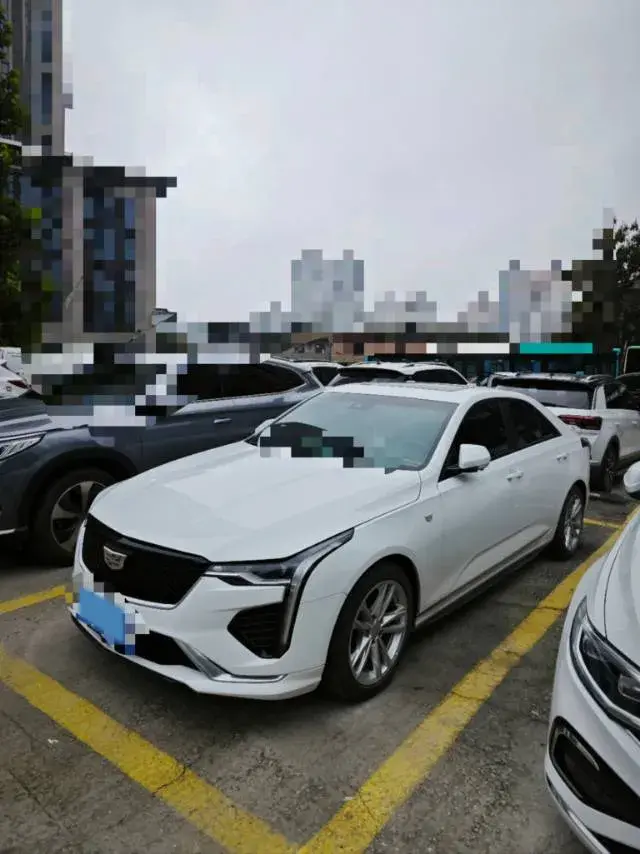 2022 Cadillac CT4 2.0T 237HP L4 8AT