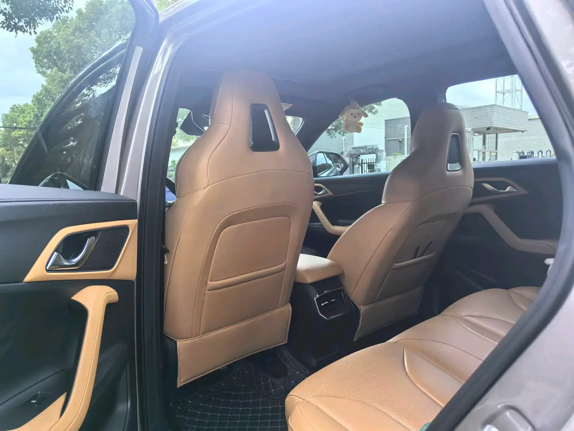 2023 ROEWE RX5 thumbnail 3