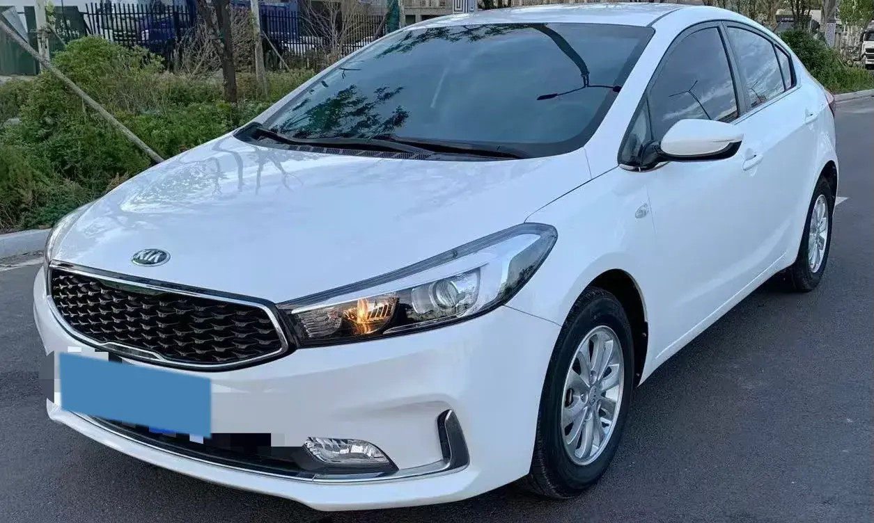 2016 KIA K3 view 1