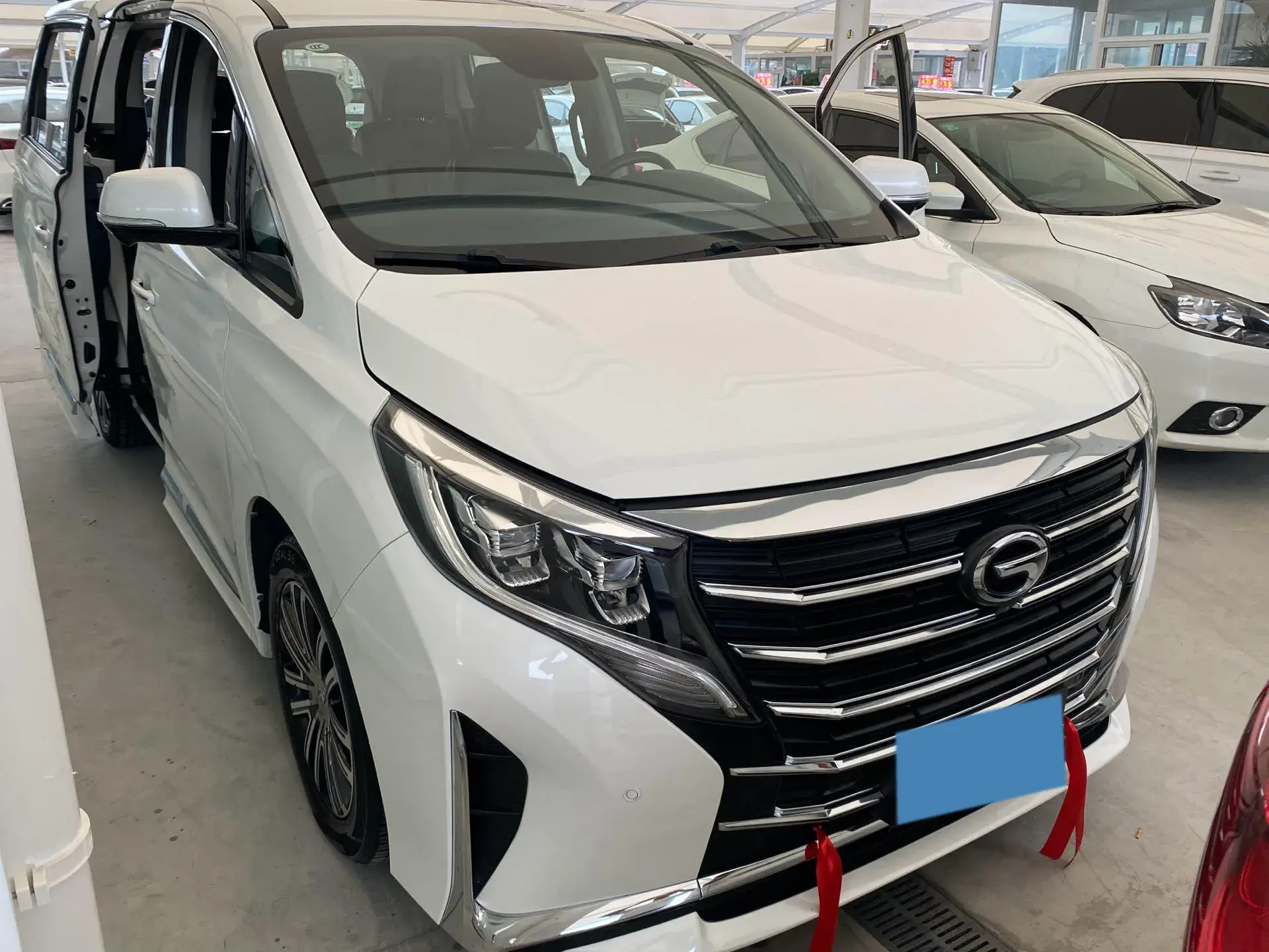 2021 GAC TRUMPCHI thumbnail 3