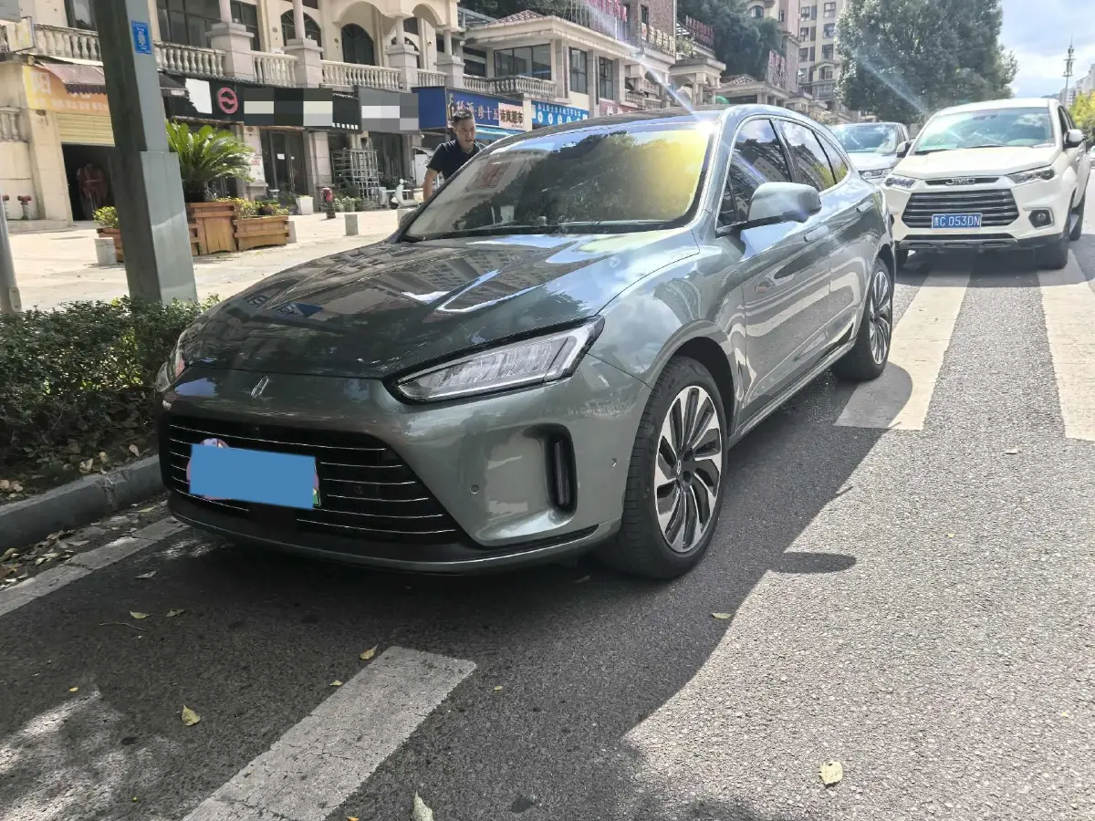 2022 HIMA AITO M5 Range Extended 125HP REEV 40KWH