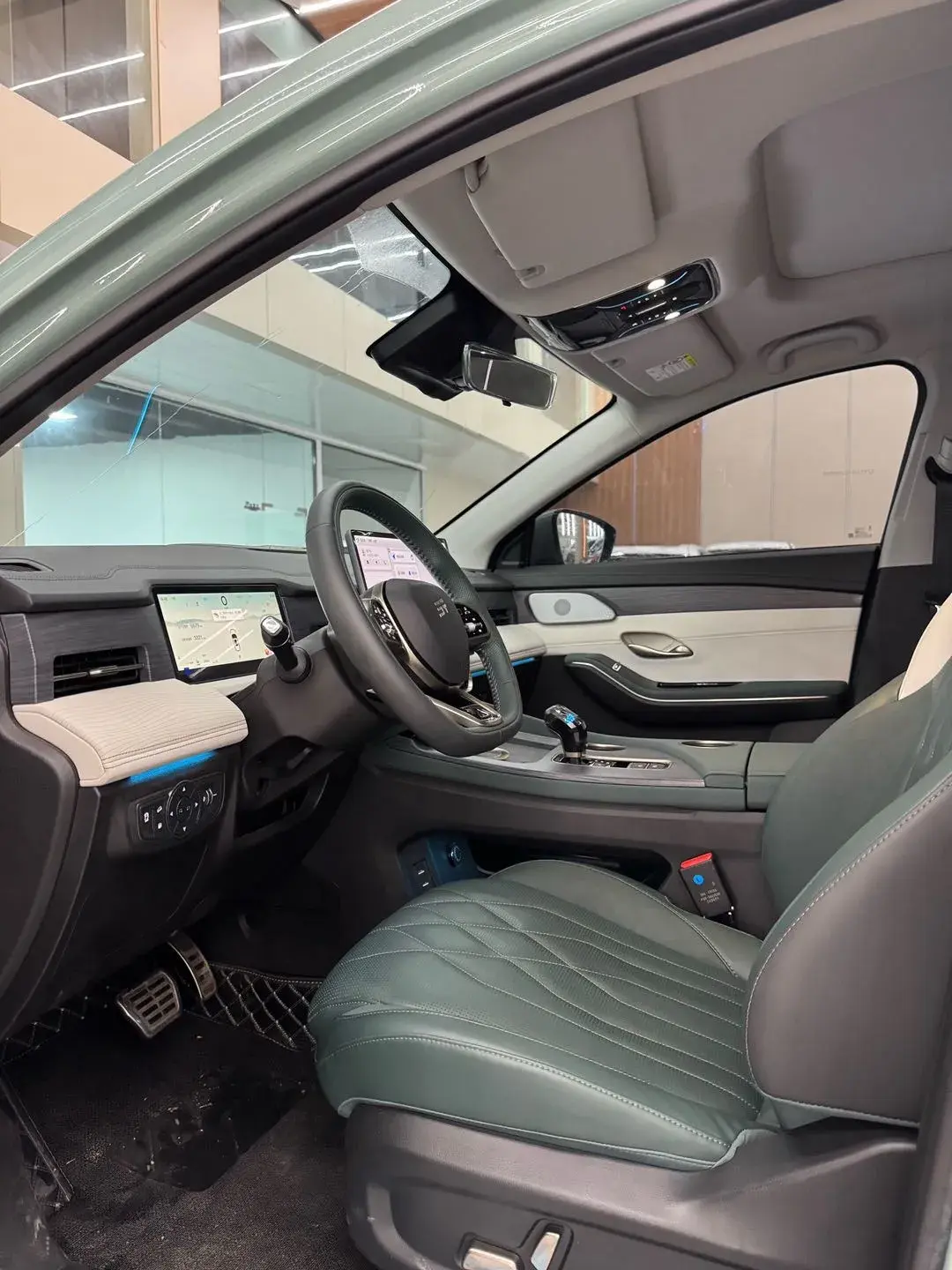 2023 JETOUR X70 thumbnail 3