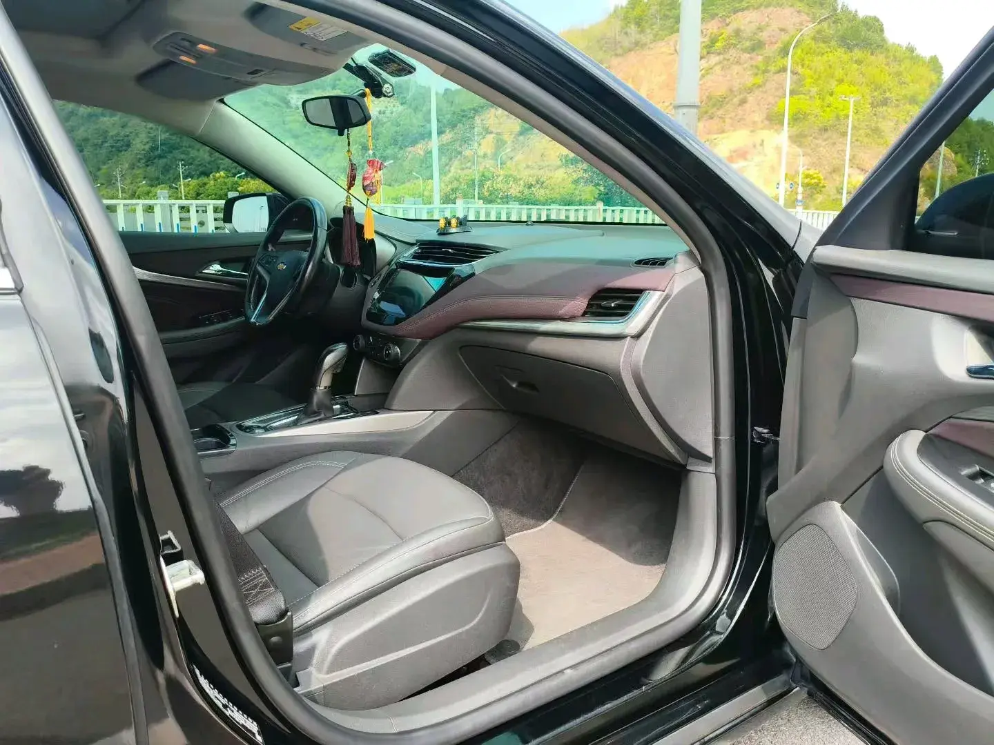 2018 CHEVROLET MALIBU thumbnail 4