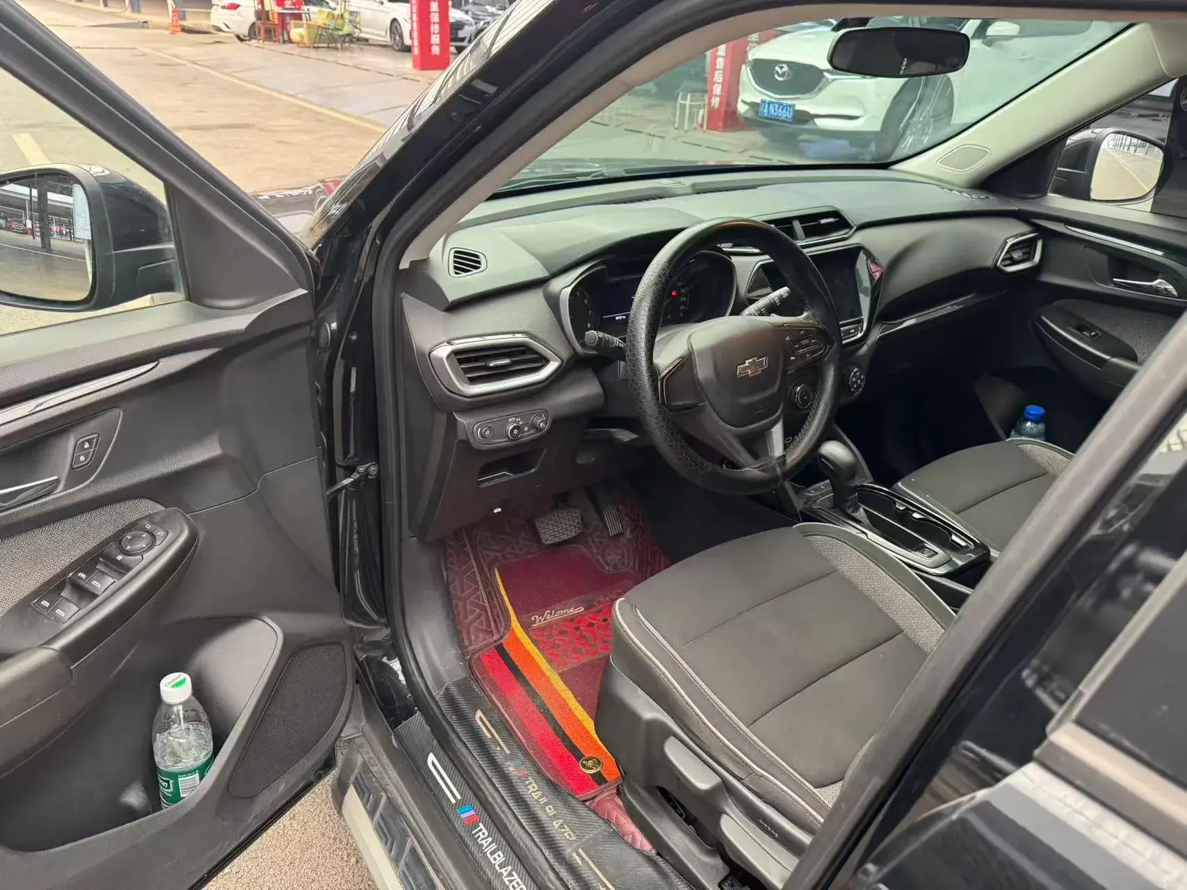 2019 CHEVROLET TRAILBLAZER thumbnail 4