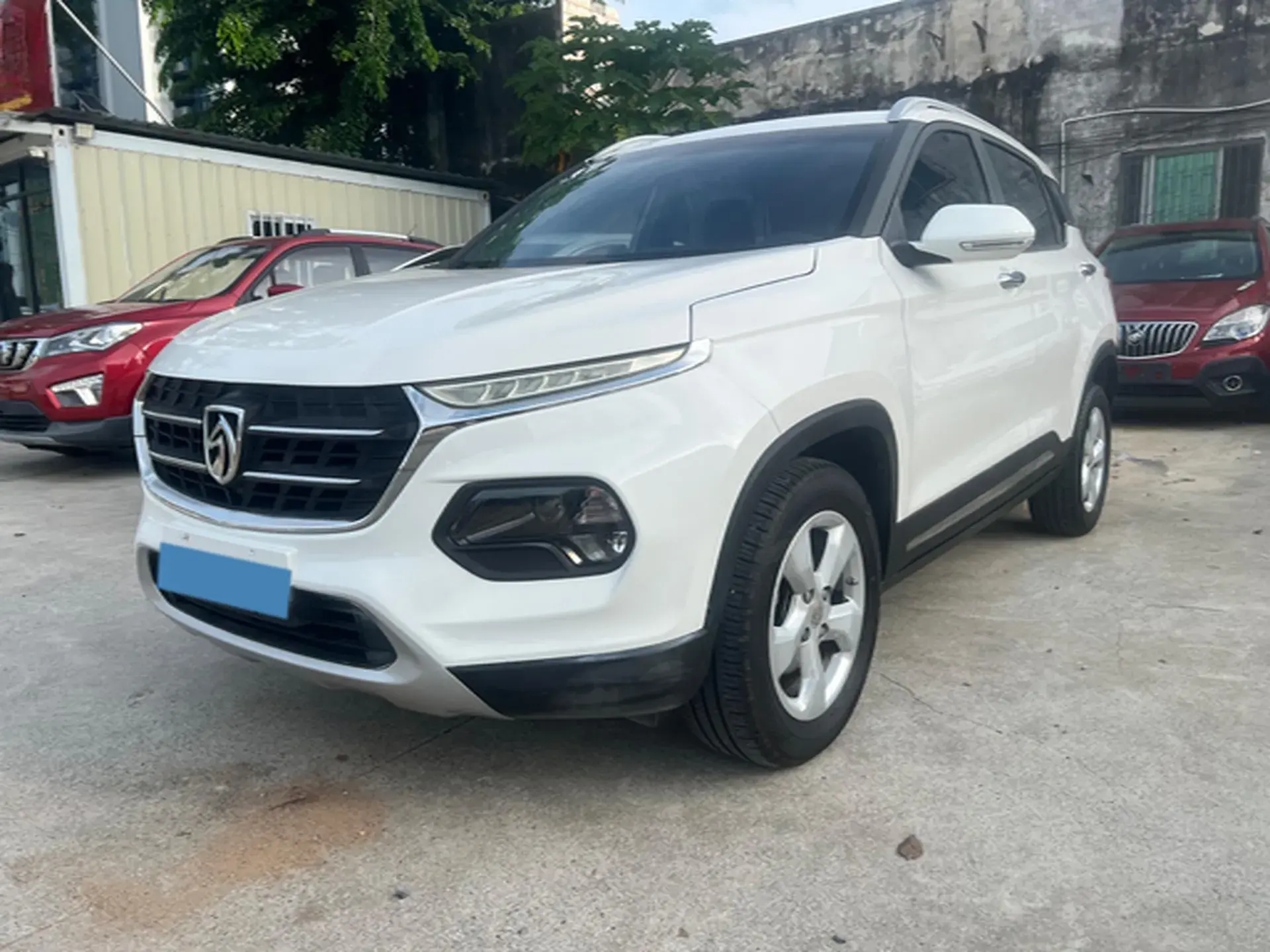 2018 BESTUNE B30 view 1