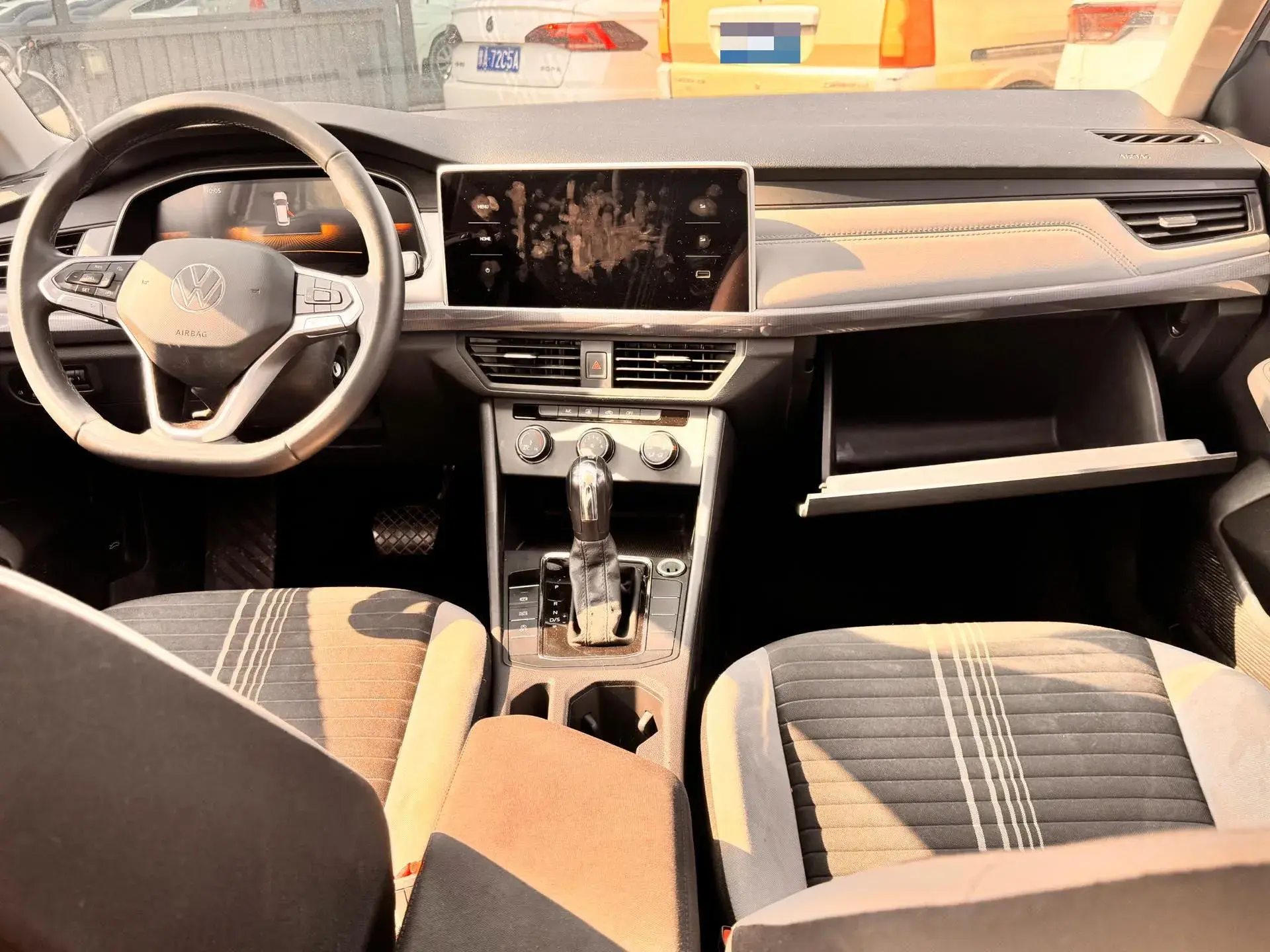 2023 VOLKSWAGEN BORA thumbnail 4