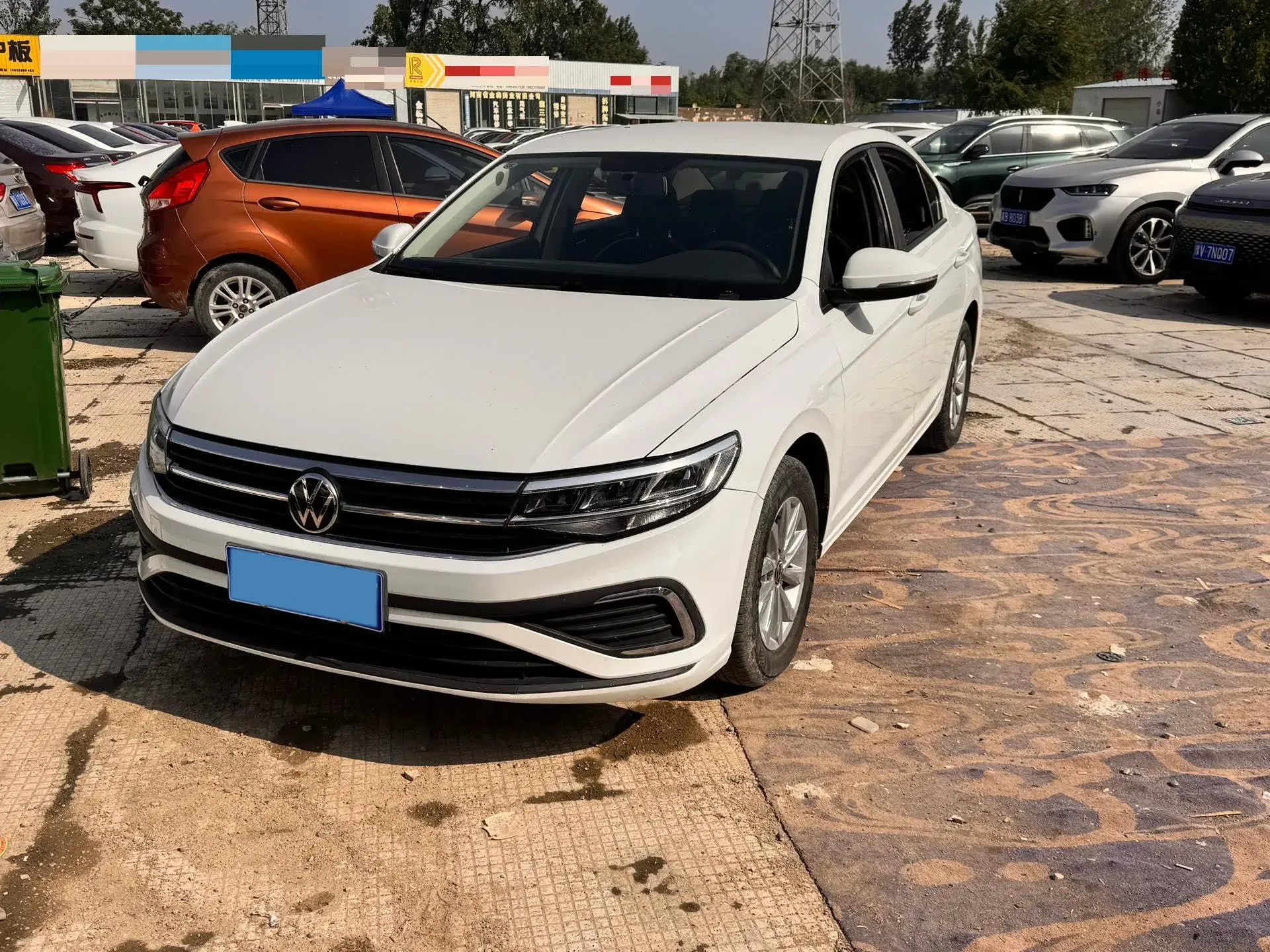 2023 VOLKSWAGEN BORA view 1