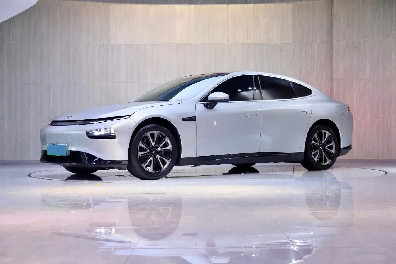 2020 Xpeng P7 BEV 70.8KWH