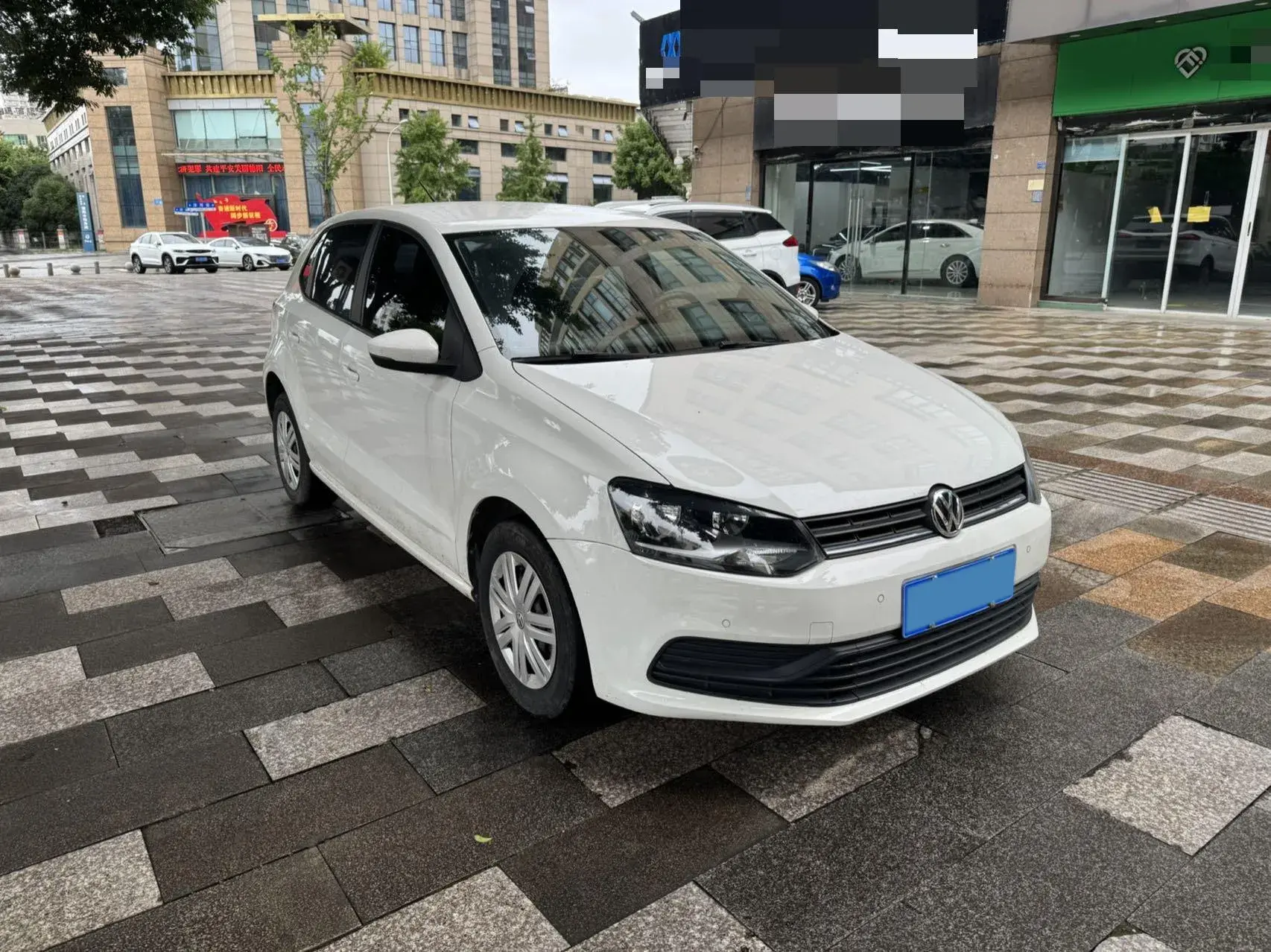 2018 VOLKSWAGEN POLO thumbnail 2