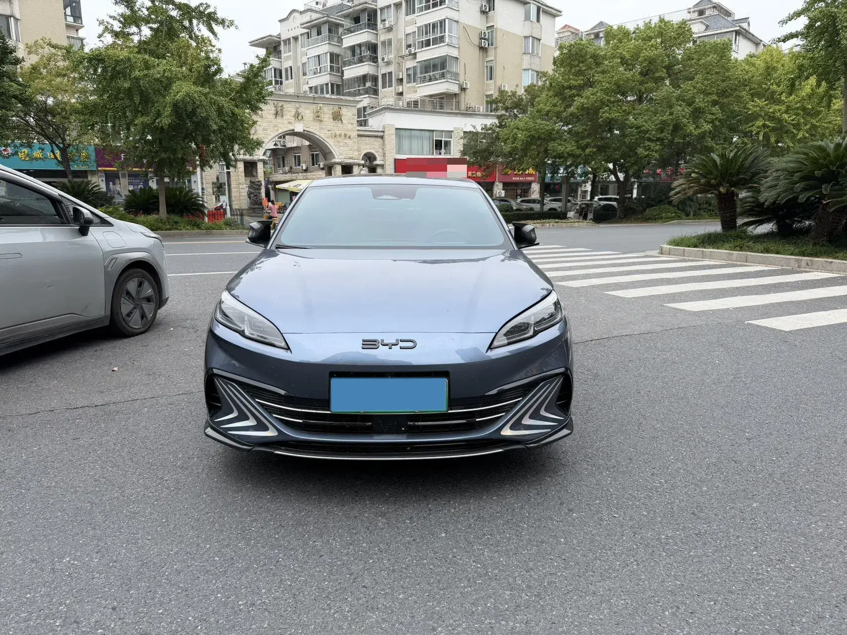 2024 BYD SEAL thumbnail 2