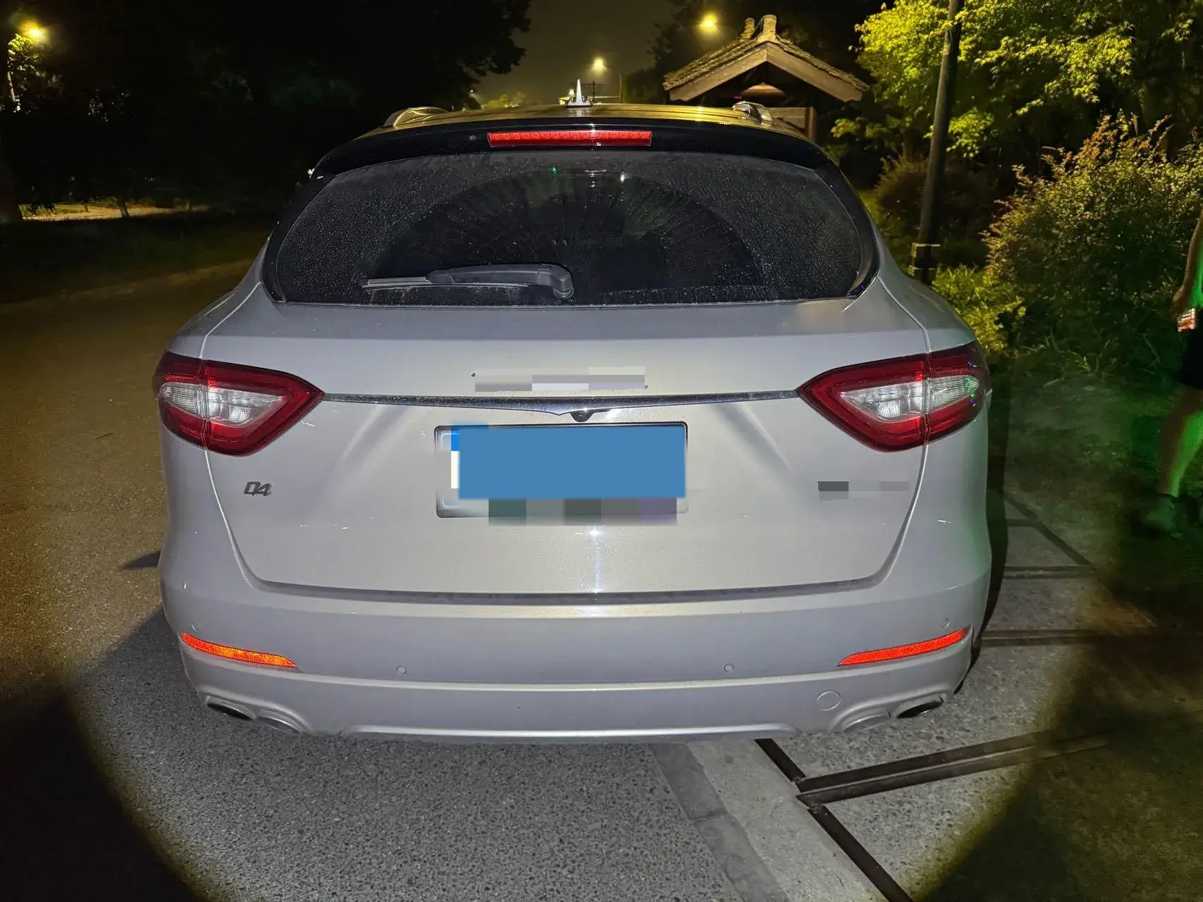 2018 MASERATI LEVANTE thumbnail 4