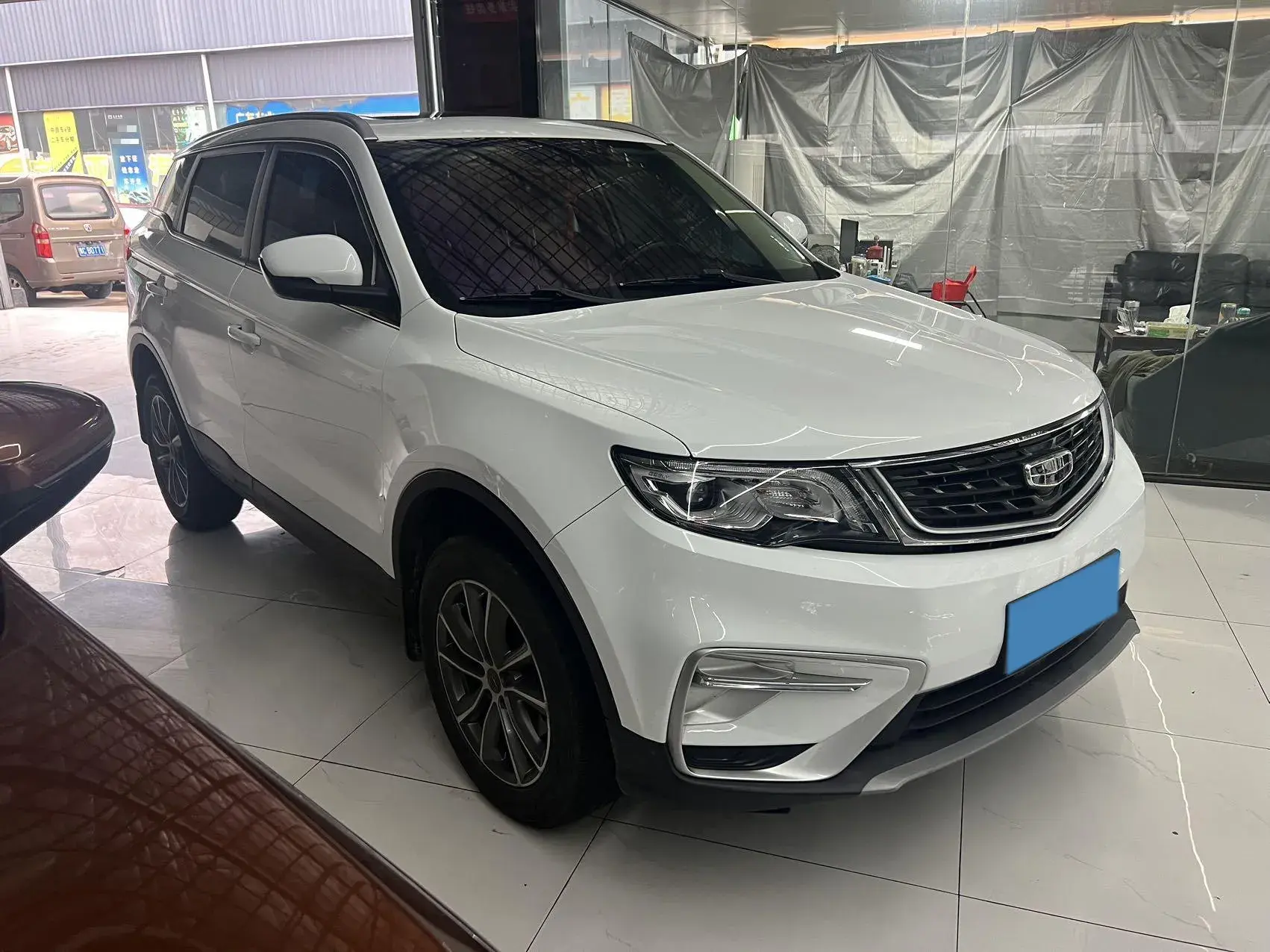 2021 GEELY AZKARRA thumbnail 4