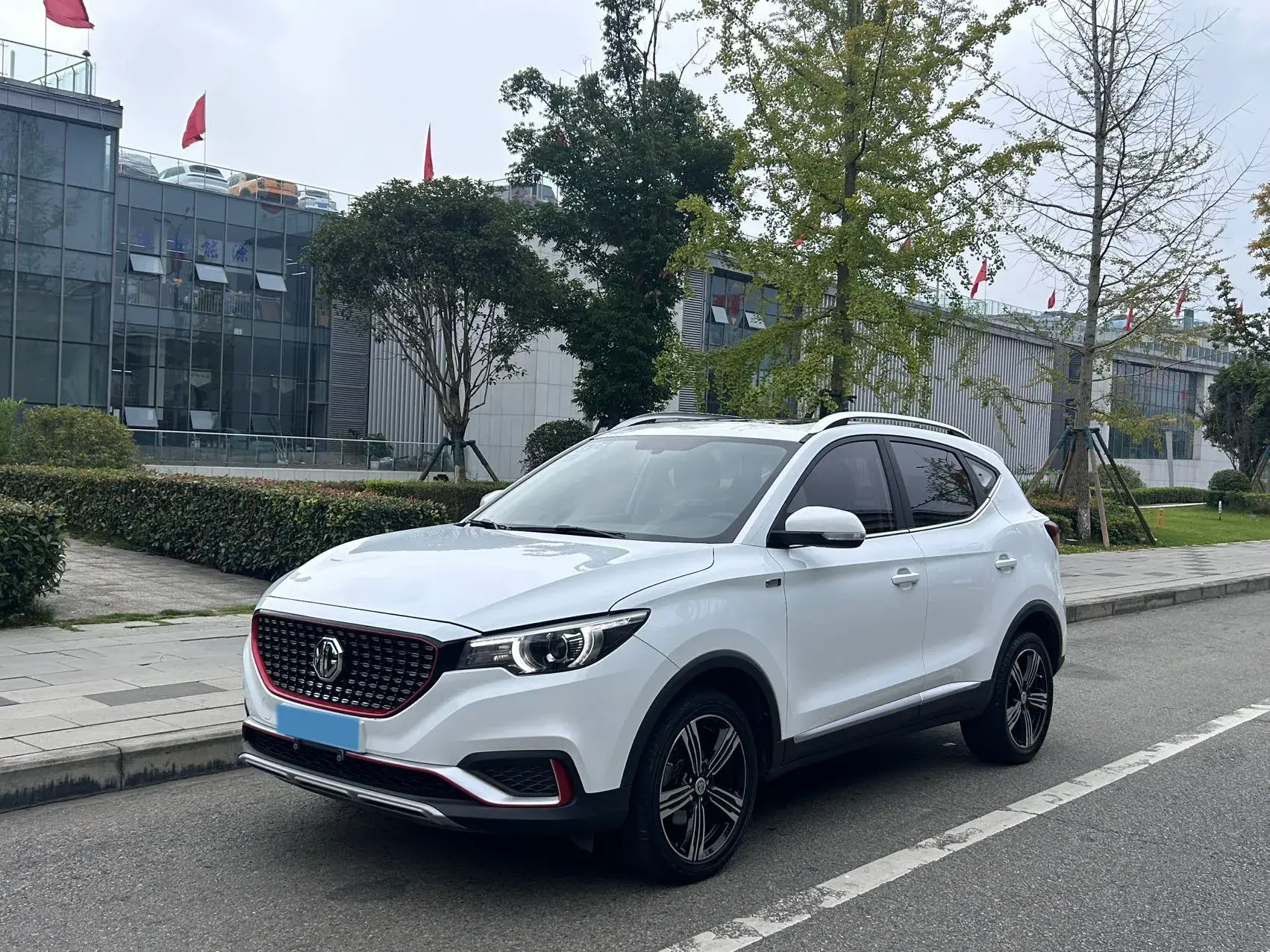 2018 MG ZS view 1