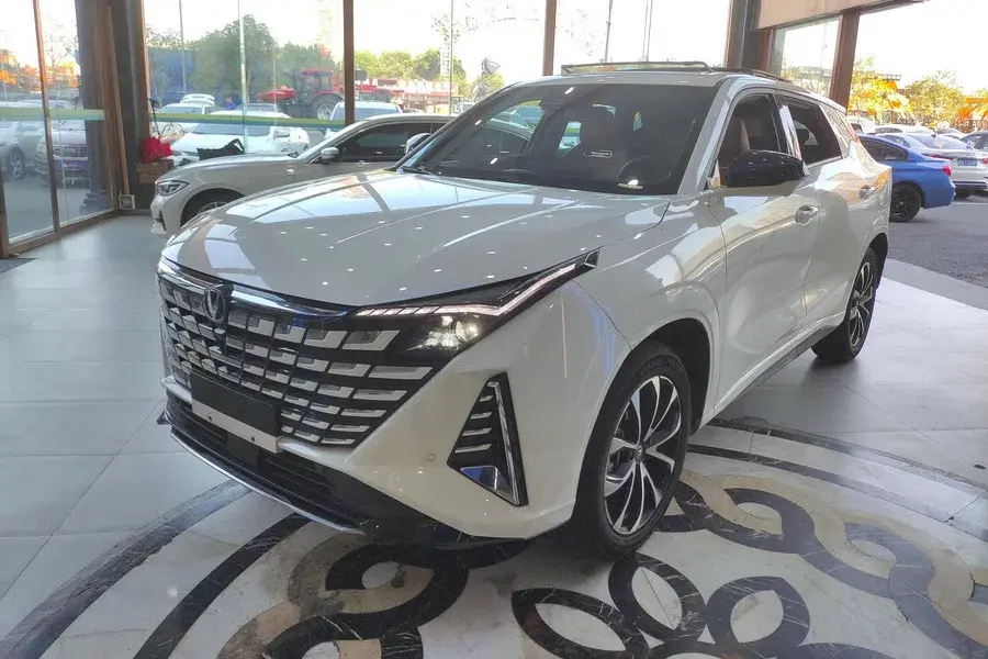 2024 ChangAn UNI-Z 1.5L 98HP L4 E-CVT PHEV 18.4KWH