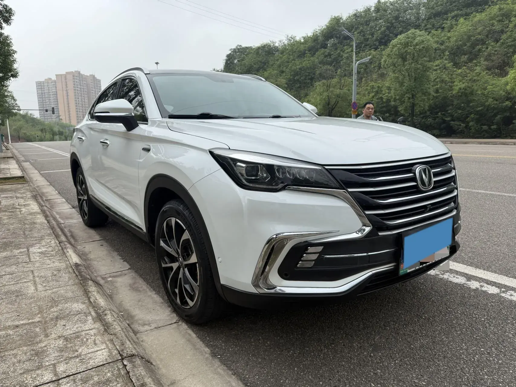 2019 CHANGAN CS85 thumbnail 3