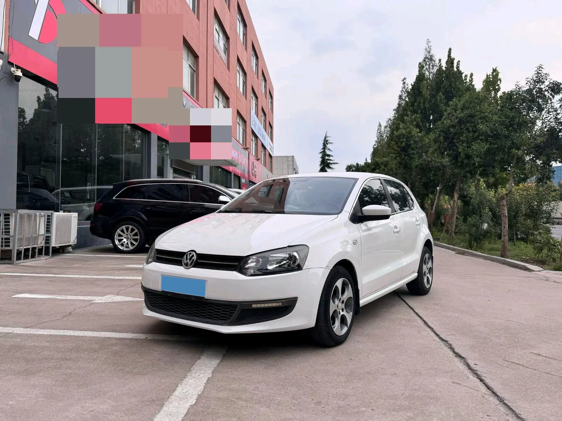 2018 VOLKSWAGEN POLO view 1