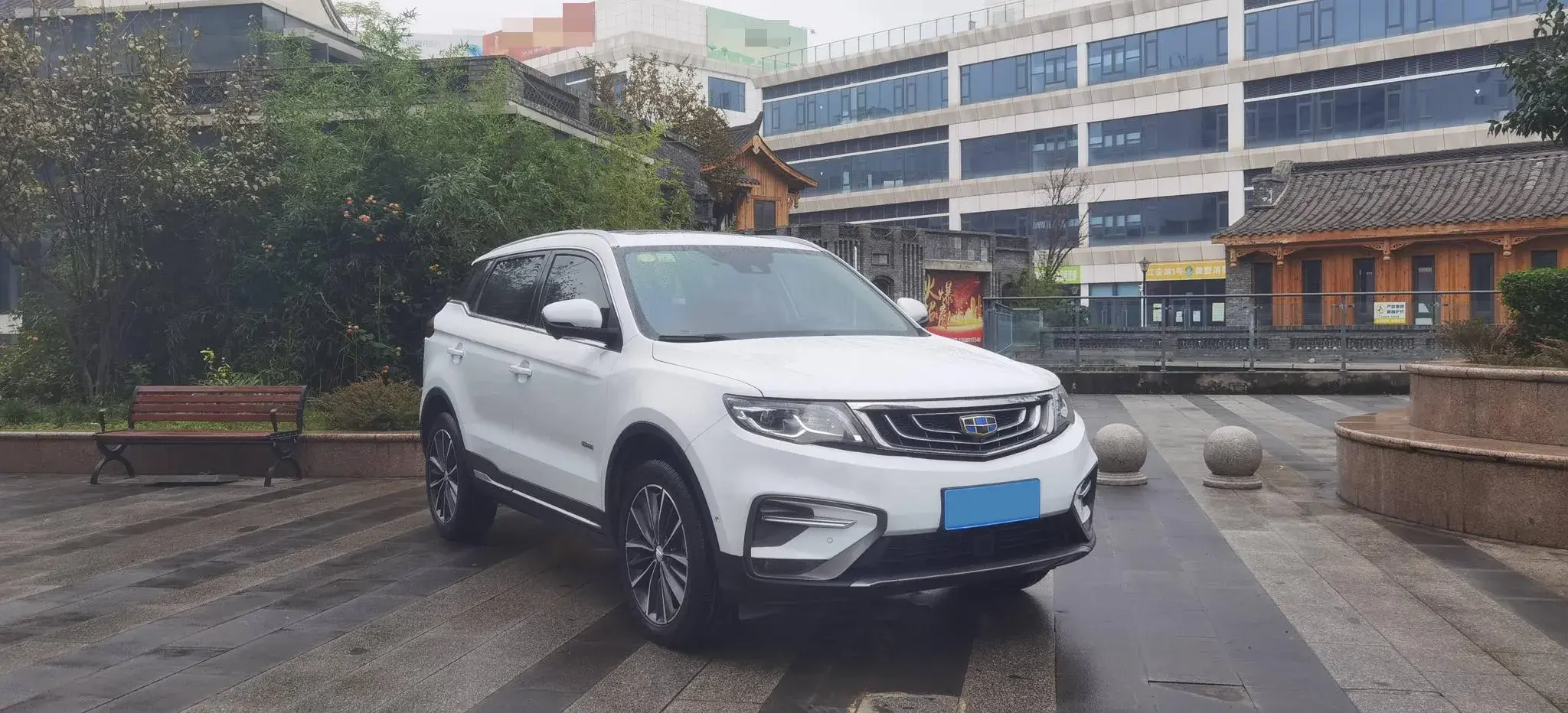 2018 GEELY AZKARRA thumbnail 3