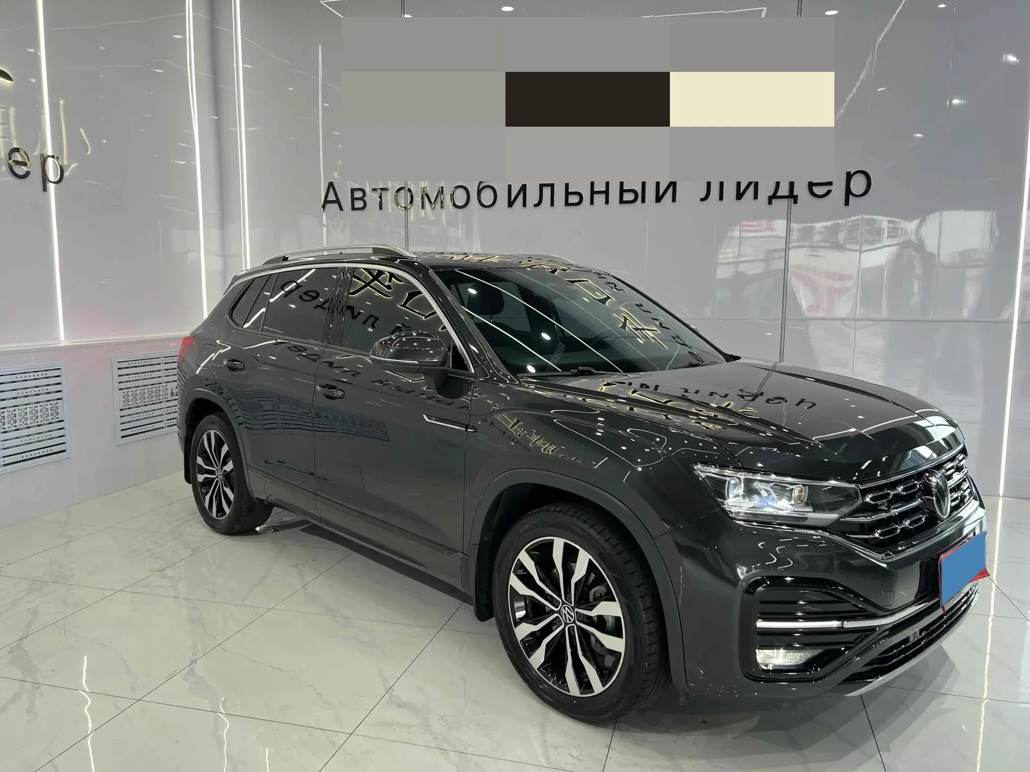 2022 VOLKSWAGEN TAYRON thumbnail 2