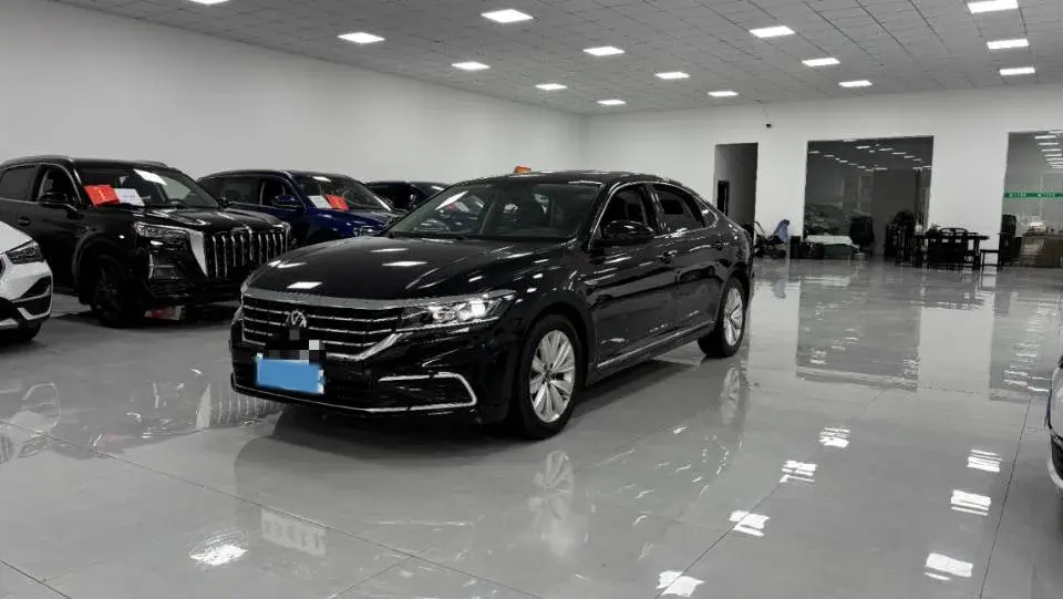 2021 Volkswagen Passat 2.0T 186HP L4 7DCT