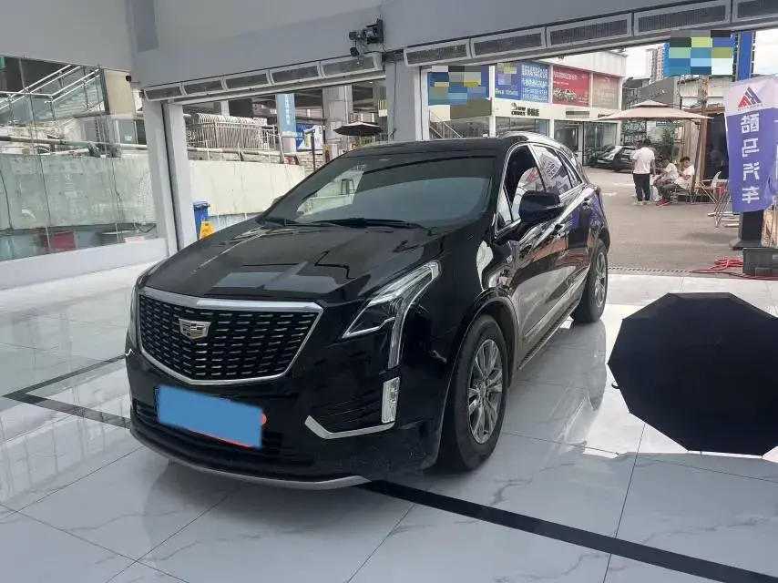 2021 CADILLAC XT5 view 1