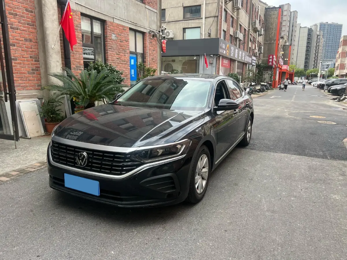 2024 Volkswagen Passat 1.4T 150HP L4 7DCT