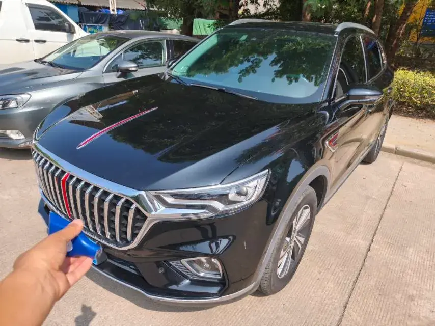2019 HONGQI HS5 view 1