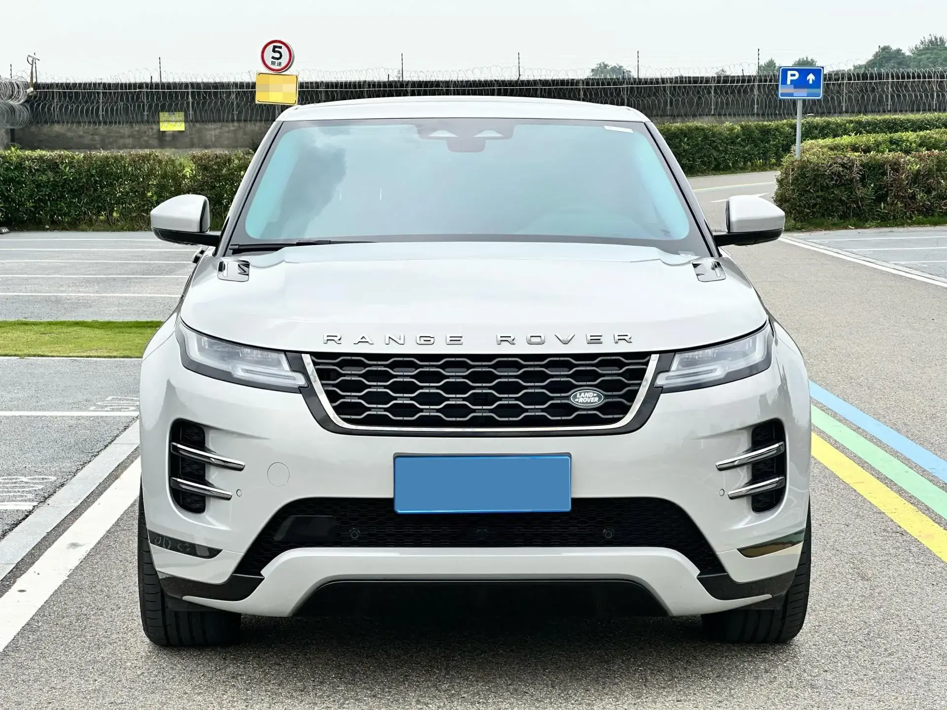 2021 LAND ROVER thumbnail 2