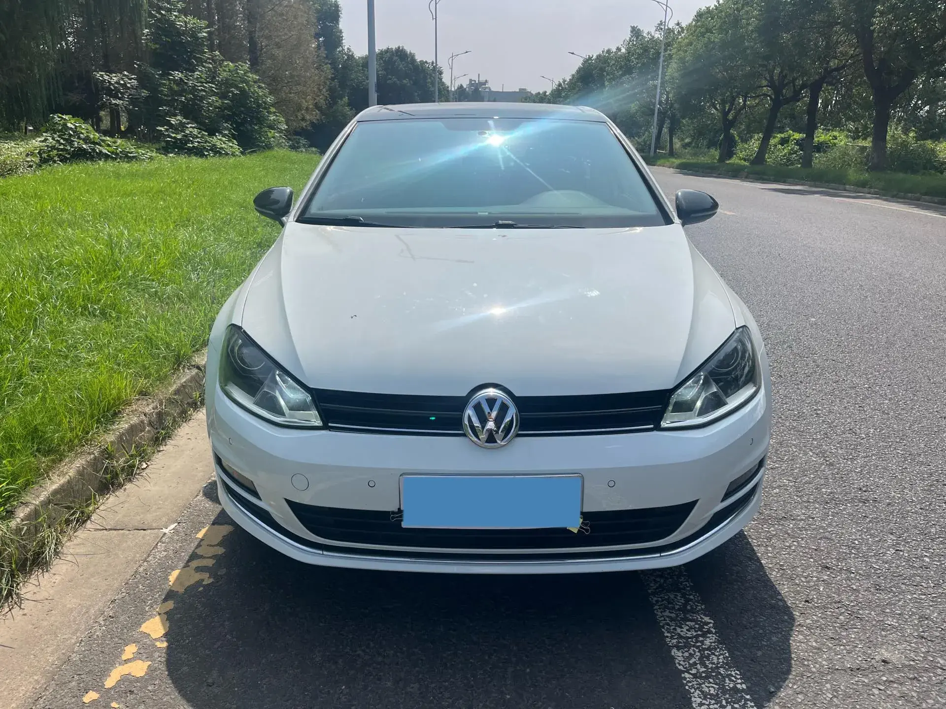 2017 VOLKSWAGEN GOLF thumbnail 2