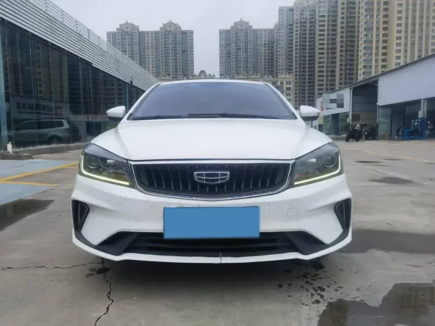 2021 GEELY EMGRAND thumbnail 2
