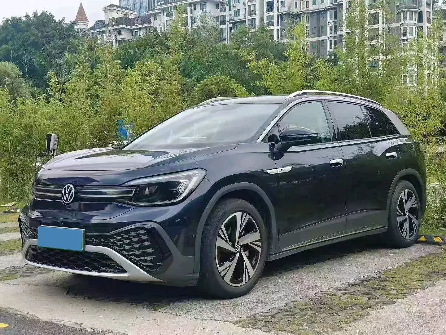 2022 VOLKSWAGEN ID.6 view 1