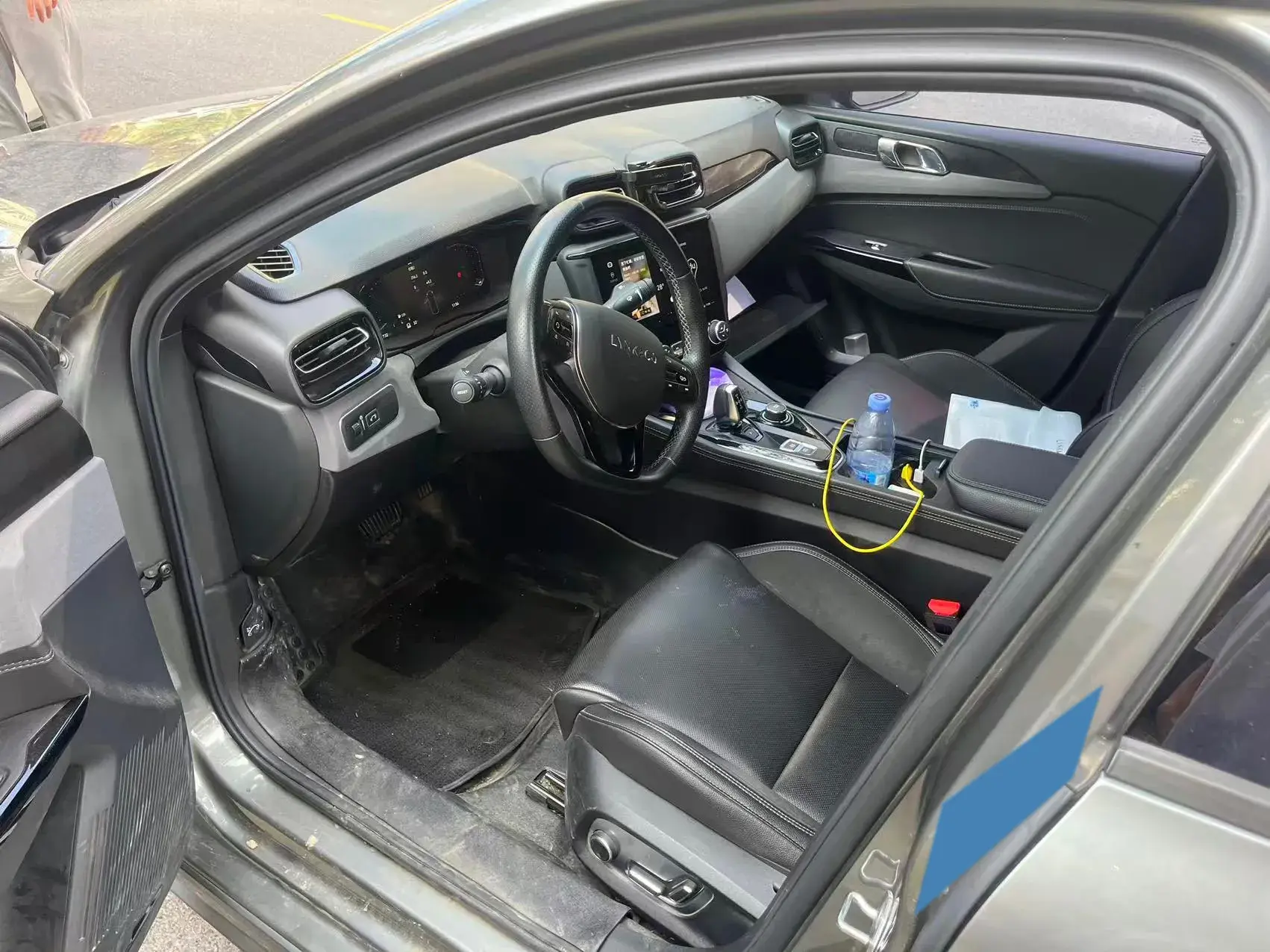 2021 LYNK&CO 03 thumbnail 2