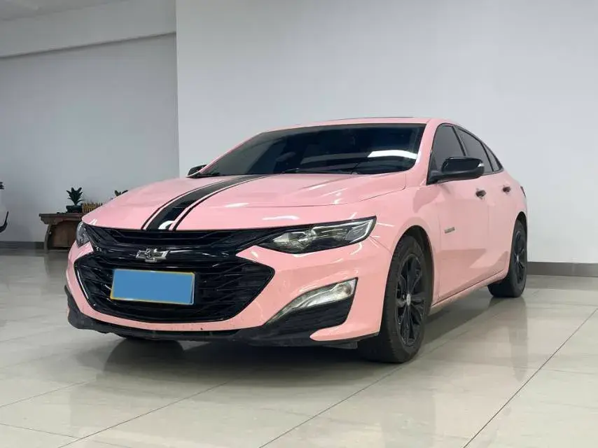 2021 CHEVROLET MALIBU view 1