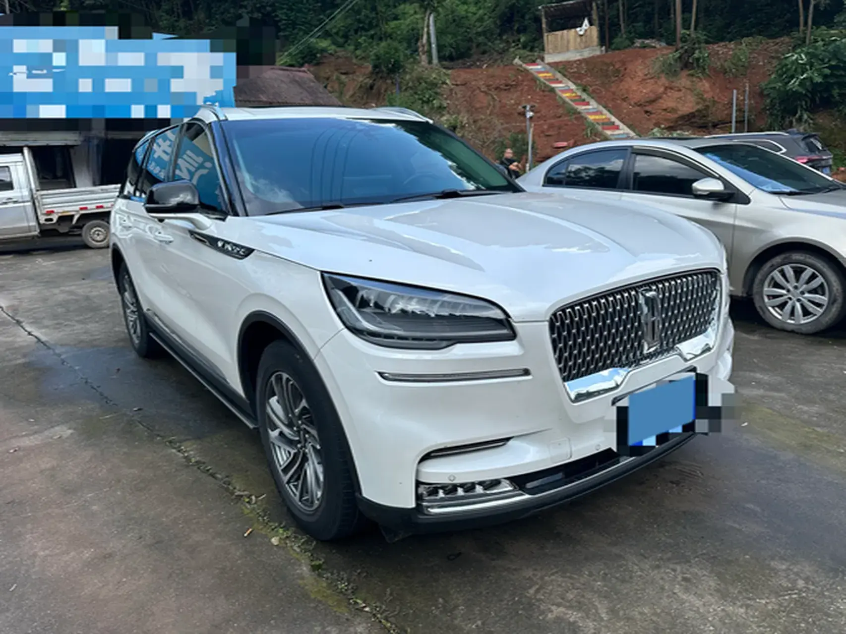 2022 LINCOLN AVIATOR thumbnail 2