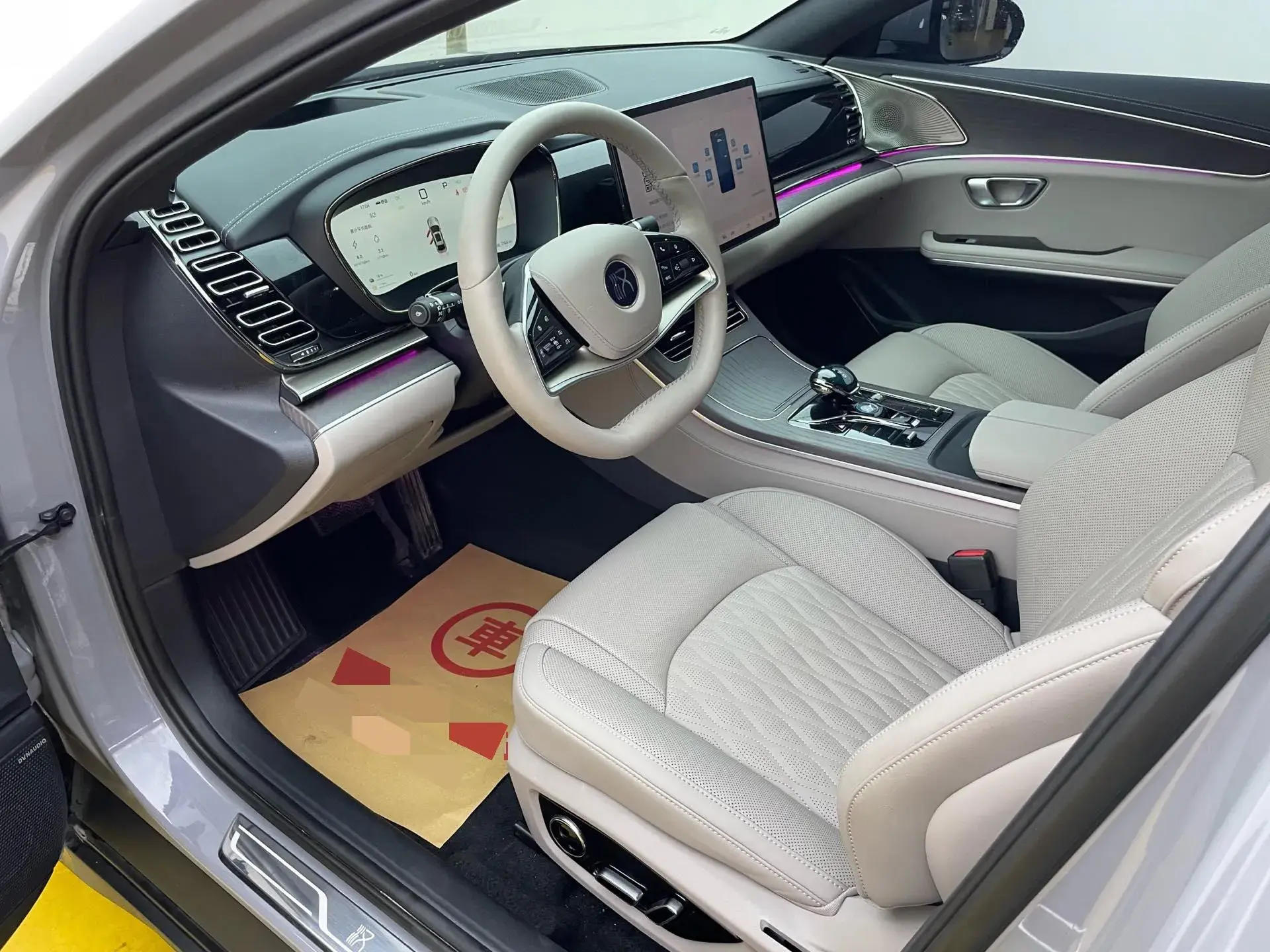 2025 BYD HAN thumbnail 4