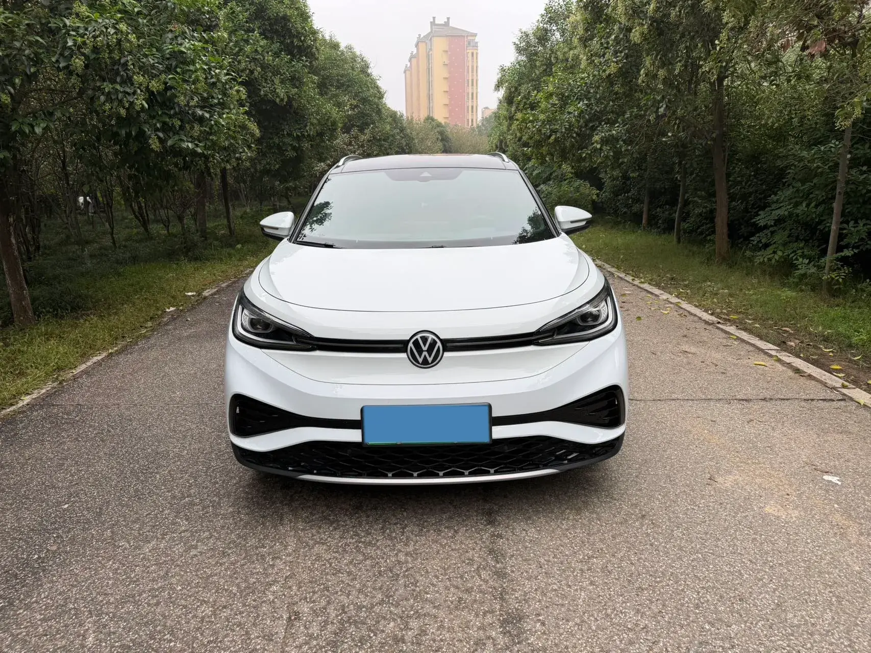 2022 VOLKSWAGEN ID.4 thumbnail 3