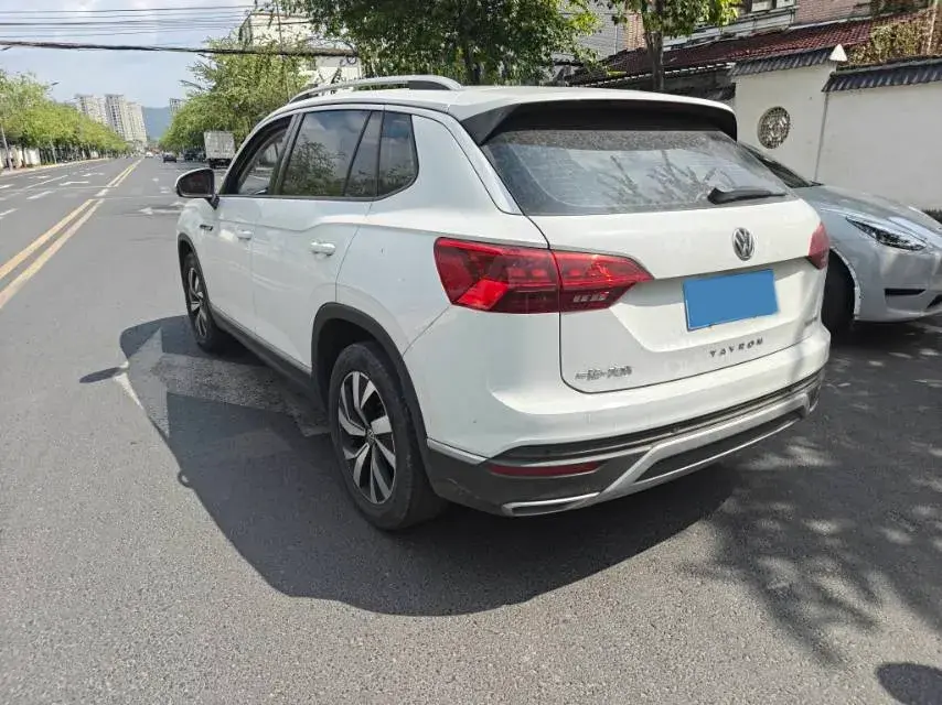 2020 VOLKSWAGEN TAYRON thumbnail 4