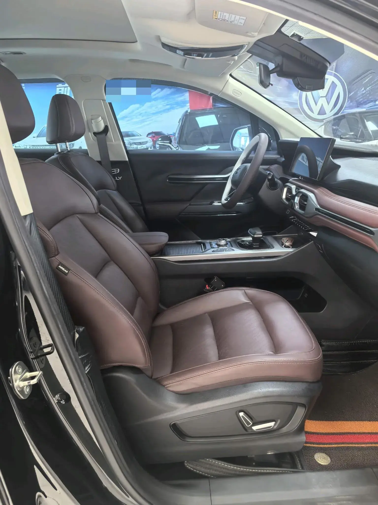 2020 GEELY OKAVANGO thumbnail 4