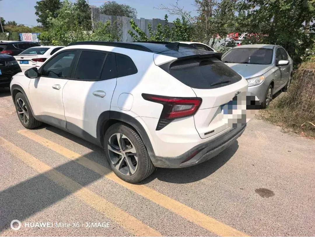 2022 CHEVROLET SEEKER thumbnail 3