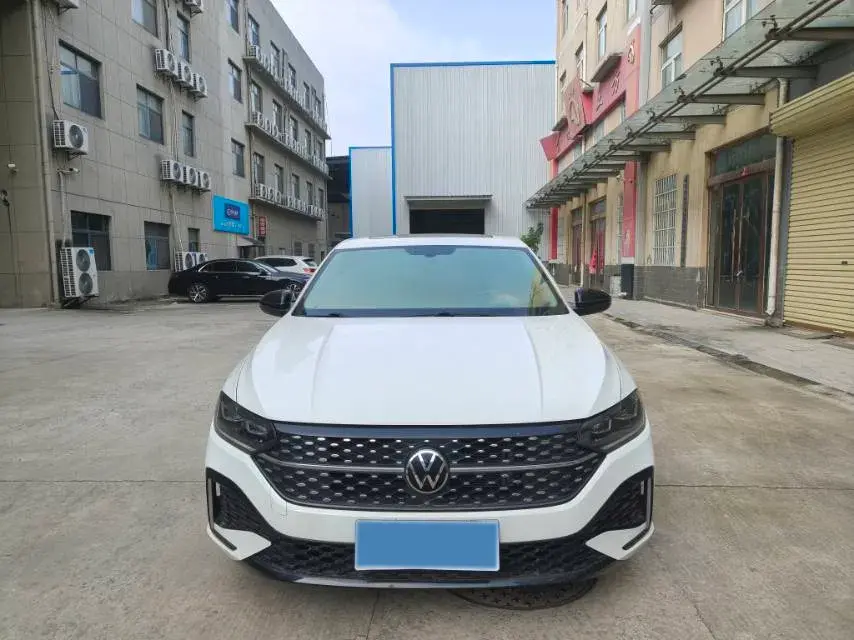 2023 VOLKSWAGEN LAVIDA thumbnail 2