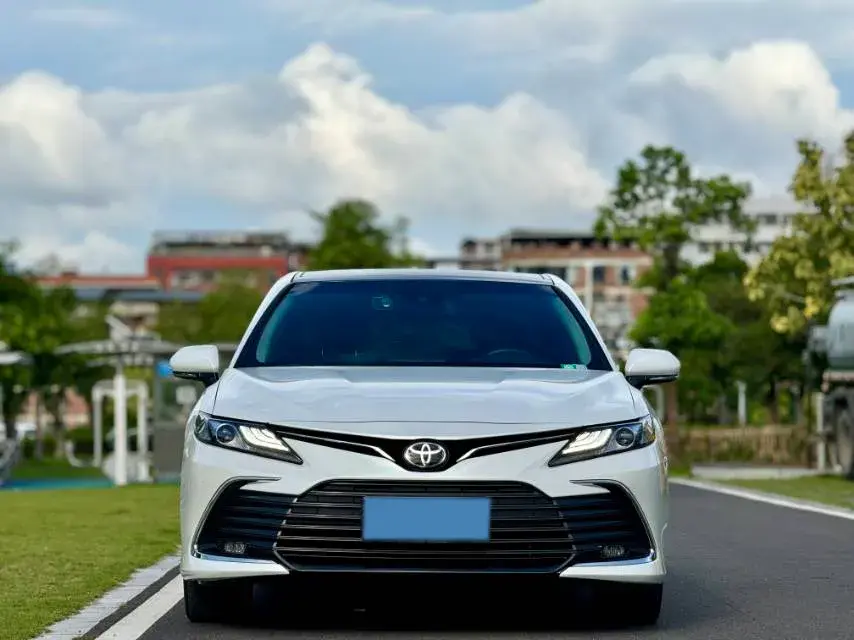 2021 TOYOTA CAMRY thumbnail 2
