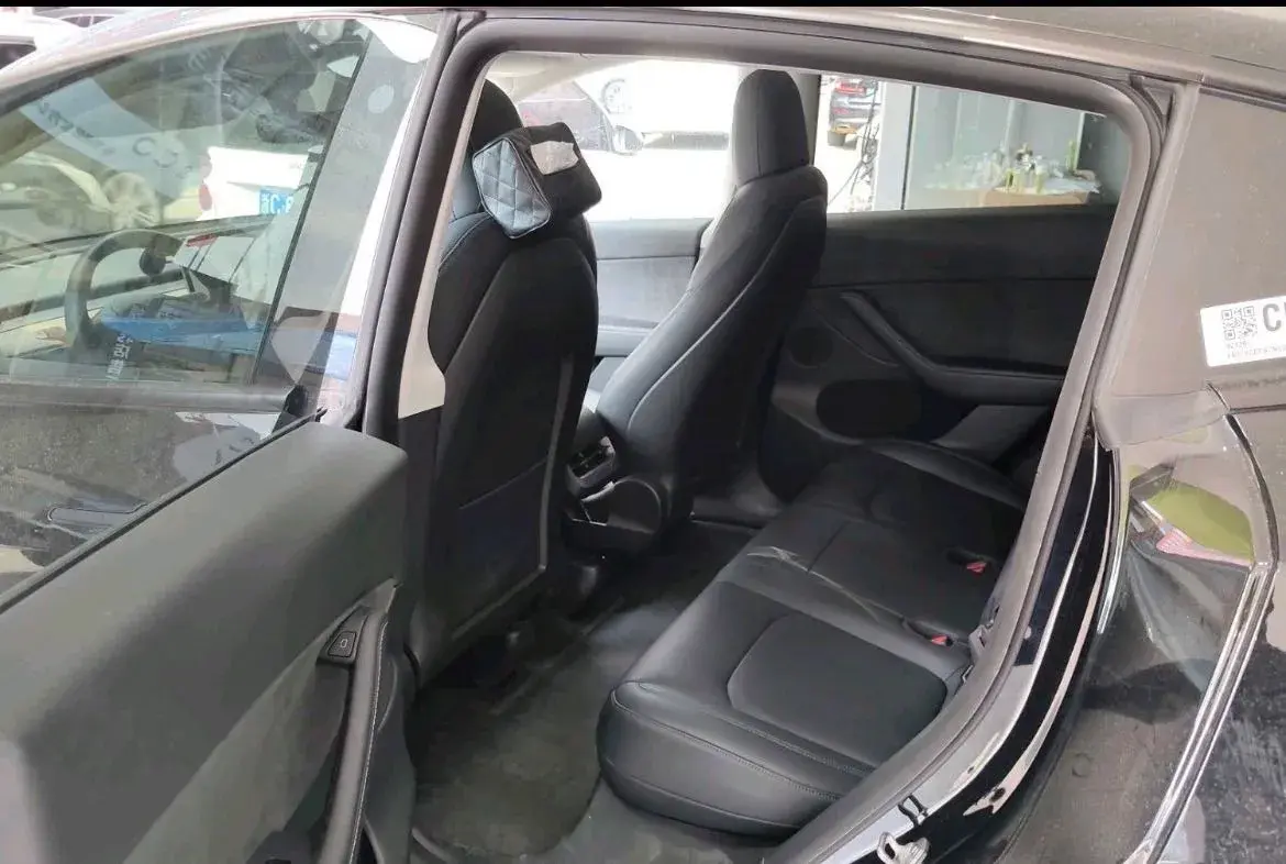 2022 TESLA MODEL thumbnail 4