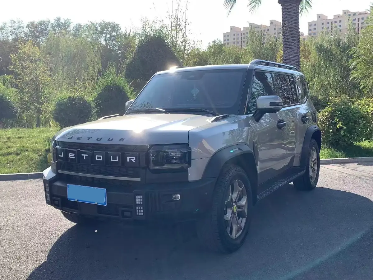 2023 Jetour Traveller 2.0T 254HP L4 8AT