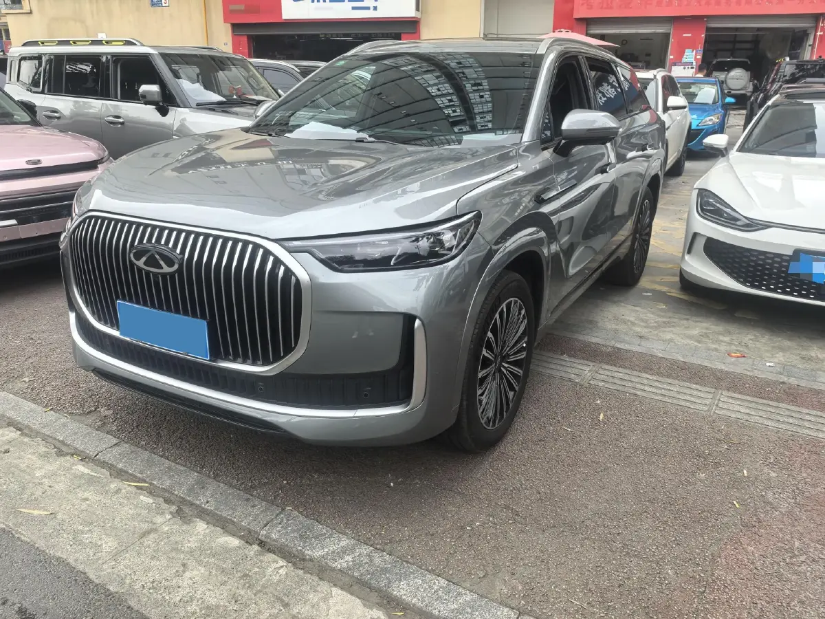 2025 Chery Tiggo 9 2.0T 261HP L4 8AT