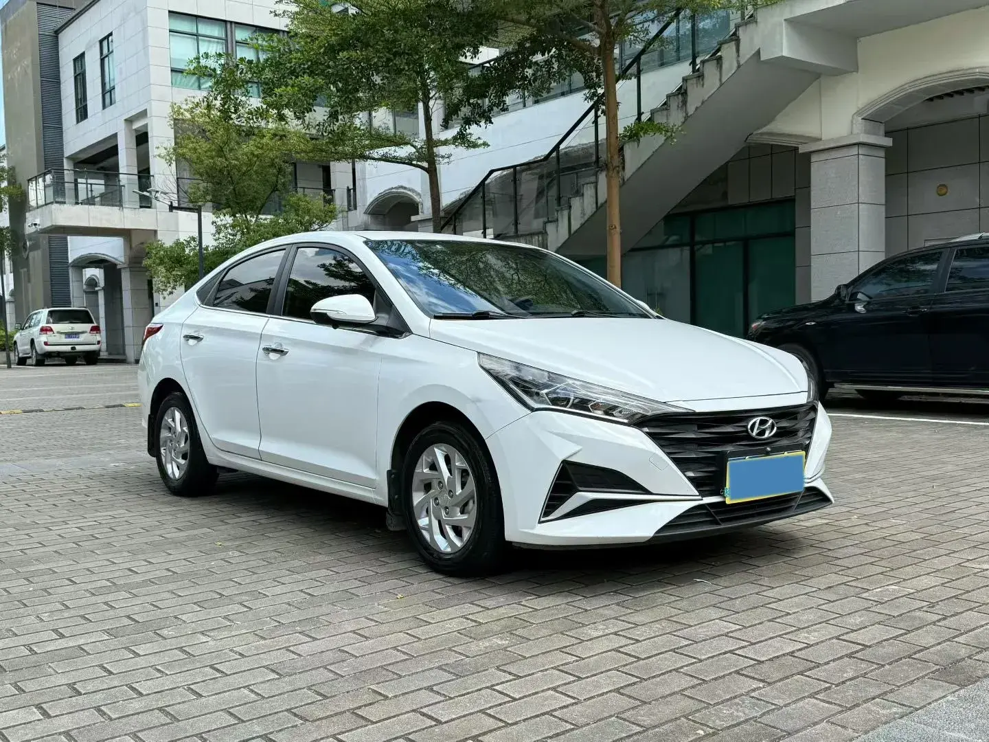 2020 HYUNDAI VERNA thumbnail 4