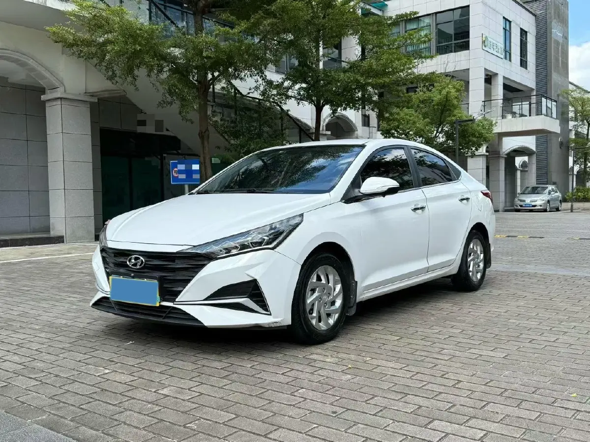 2020 Hyundai Verna 1.4L 100HP L4 6MT