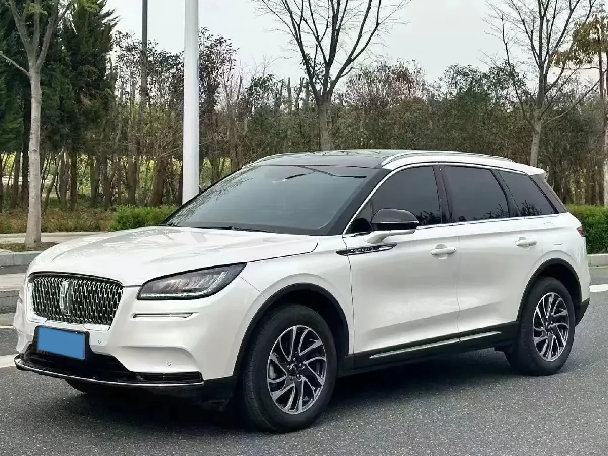 2022 Lincoln Corsair 2.0T 245HP L4 8AT